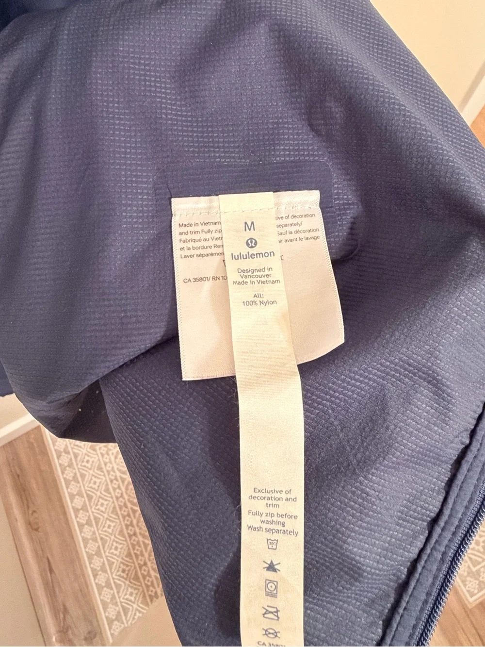 Lululemon Mens Windbreaker Jacket Blue Pockets Cross Fit Full Zip Hooded size M